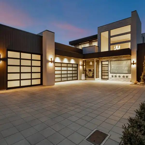 UPPER MISSION LAKEVIEW HOME