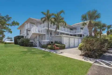 Exquisitely Furnished Condo Overlooking Charlotte Harbor