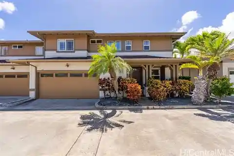 Ultimate Convenience and Hawaii Kai Lifestyle