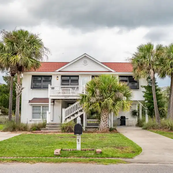REMODELED SECOND ROW BEACH HOME