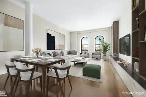 Light-Filled Apartment with Open City Views
