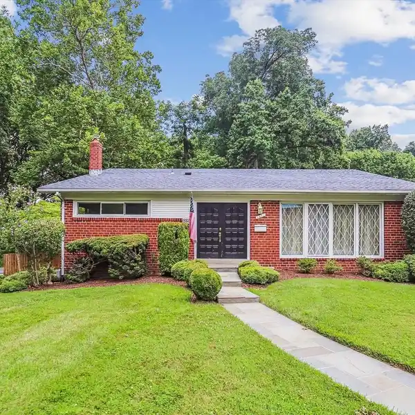 SPACIOUS SPLIT-LEVEL WITH FENCED BACKYARD