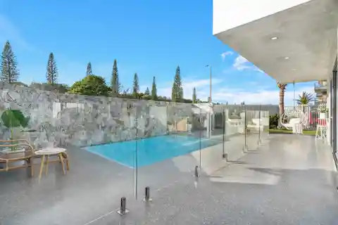 Solana - Contemporary Beach House