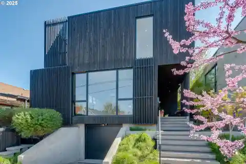 The Atrium House