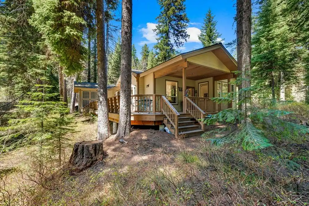 Dream Home on the Creek