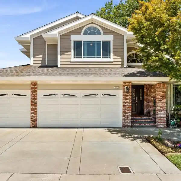 CASTRO VALLEY GEM WITH STYLISH OUTDOOR SPACES