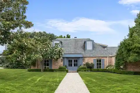 Exquisite Beauty in Northwood Hills Estates