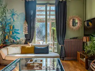 Tranquil Duplex with Private Garden Oasis