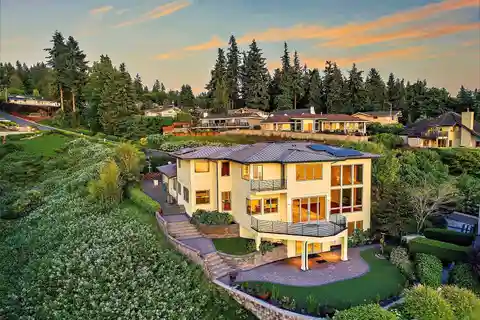 Truly Special Northwest Retreat