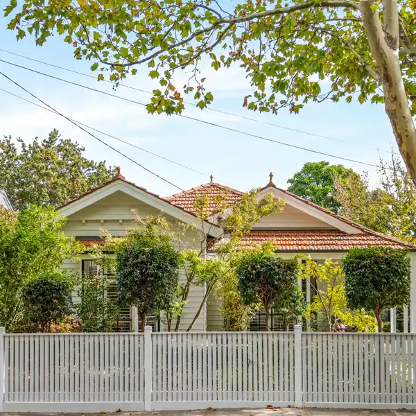 IMPECCABLE EDWARDIAN RESIDENCE