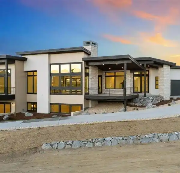 STRIKING NEW MOUNTAIN MODERN MASTERPIECE