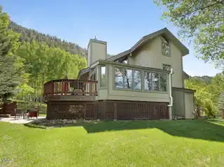 Mountain Living Meets Spacious Family Comfort
