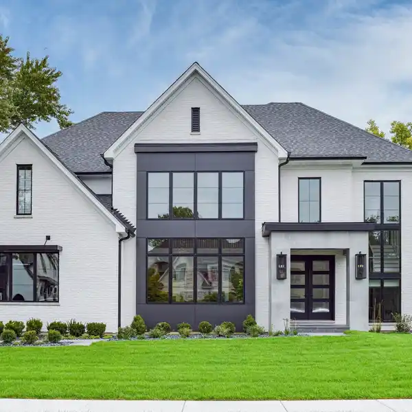 MODERN ELEGANCE IN BURR RIDGE