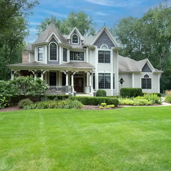 RARELY AVAILABLE GREEN ACRES HOME