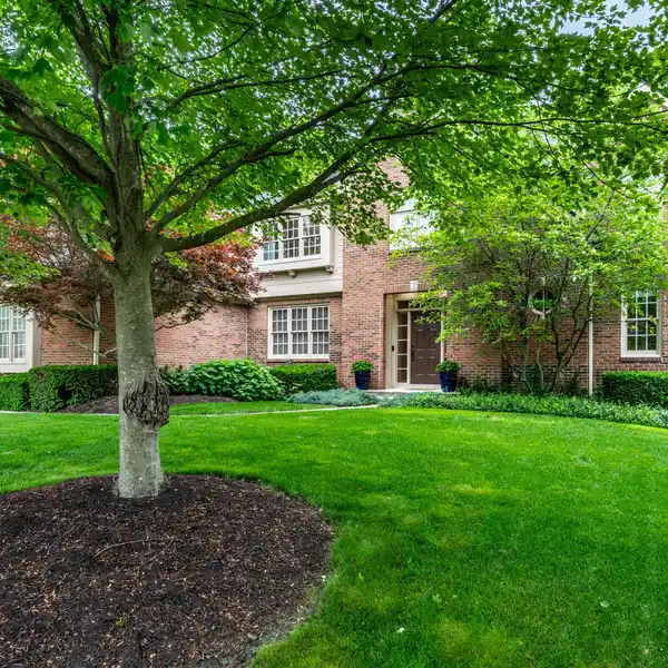 IMMACULATE HOME IN FOSTER ESTATES