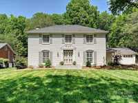 BEAUTIFULLY UPDATED HOME IN BEVERLY WOODS EAST