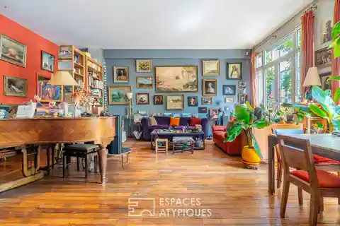 Spacious First Floor Loft in an Art Deco Building