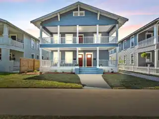Versatile Duplex in the Heart of Hyde Park