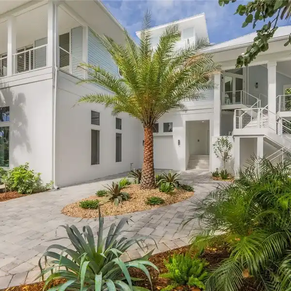 LUXURIOUS GULF FRONT ESTATE ON CAPTIVA ISLAND
