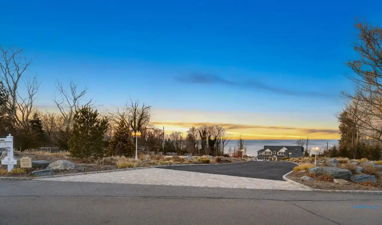 Rare Parcel with Sweeping Sound Views