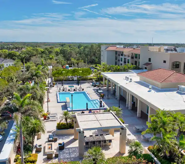 BEAUTIFUL MERCATO CONDOMINIUM