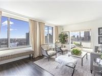 TURNKEY UPPER EAST SIDE APARTMENT WITH BREATHTAKING VIEWS