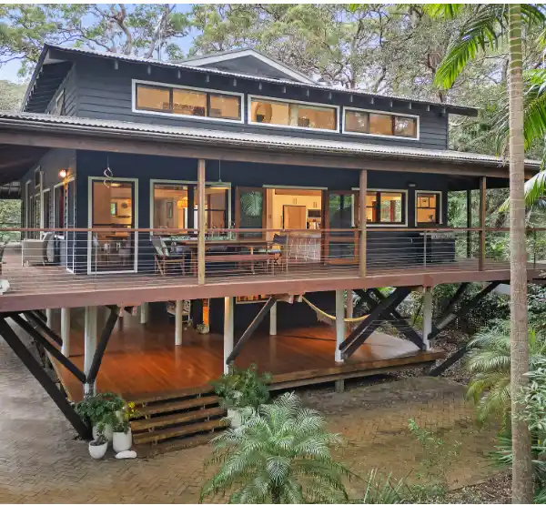 UNIQUE DESIGNER RESIDENCE AND BUSHLAND RETREAT