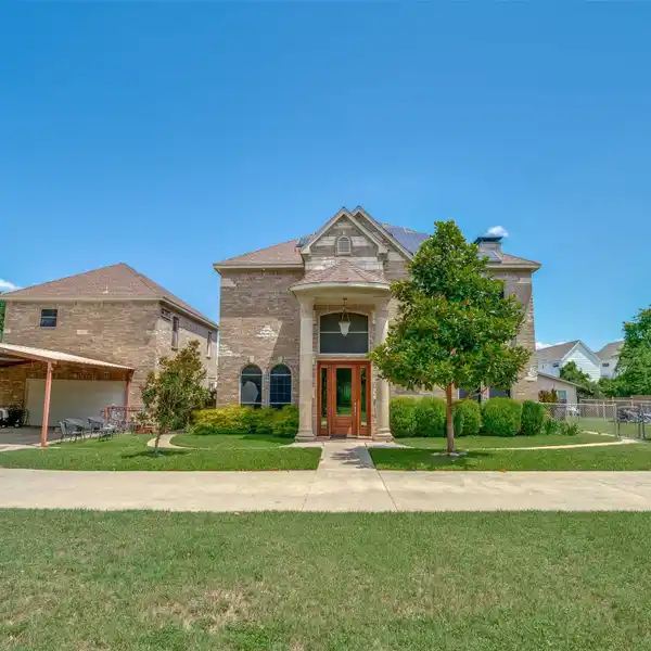 DALLAS PROPERTY UNLIKE ANY OTHER
