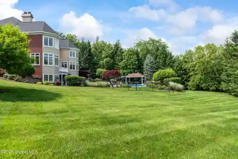Exceptional Residence in Coveted Loudonville