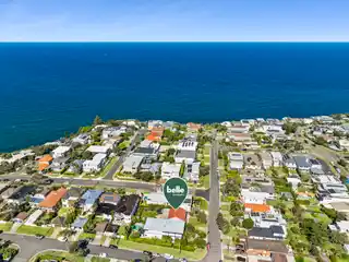Charming Home in Prestigious Location