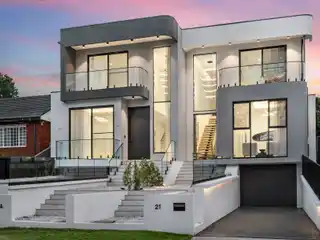 Luxury Duplex in a Sought-After Location