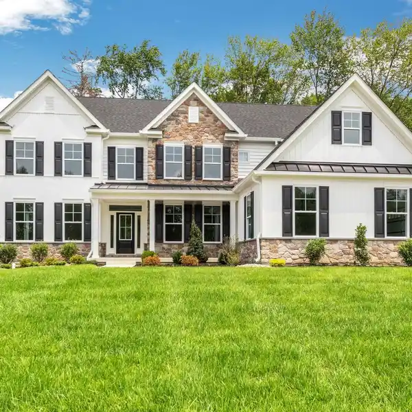 NEW CONSTRUCTION HOME IN A VERY DESIRABLE LOCATION