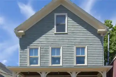 Lovingly Maintained and Renovated Victorian Cottage