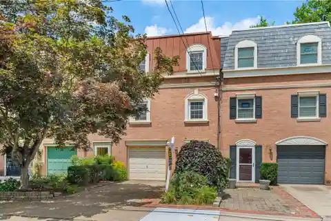 Beautifully Maintained Townhome on a Picturesque Street