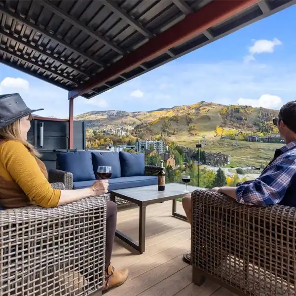 SIDE-BY-SIDE OFFERING IN CRAWFORD SQUARE AT BURGESS CREEK