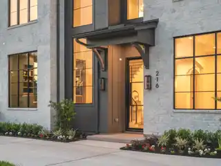 Exquisite New Construction in Garden Oaks