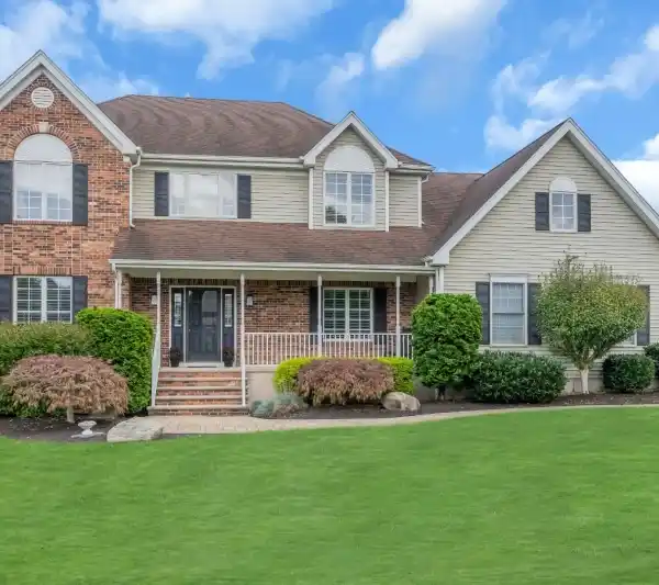 LOVELY HOME AND PROPERTY