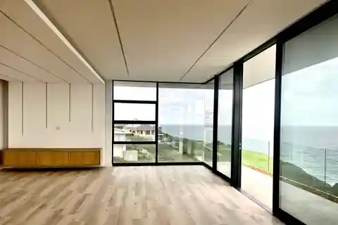 Ultra-Modern Estate Living with Ocean Views