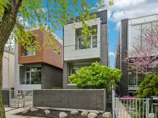 Modern Bucktown Masterpiece with Soaring Ceilings