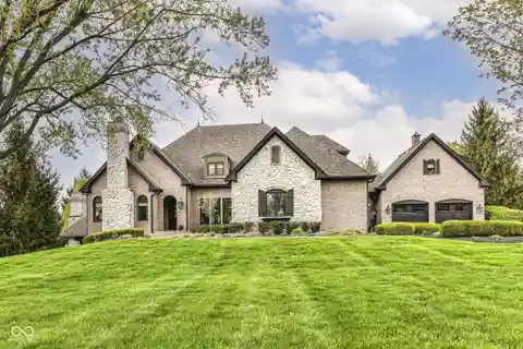 A Gem on 4.38 Acres
