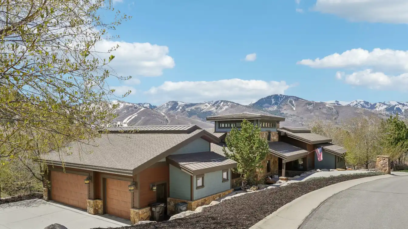 Contemporary Craftsman with Incredible Views