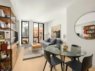 Charming One Bedroom Condo on a Peaceful Street