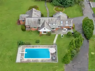 Private Edgemont Oasis with Guest Cottage