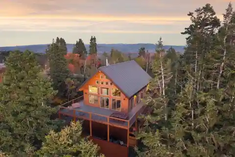 Peaceful Turnkey Retreat