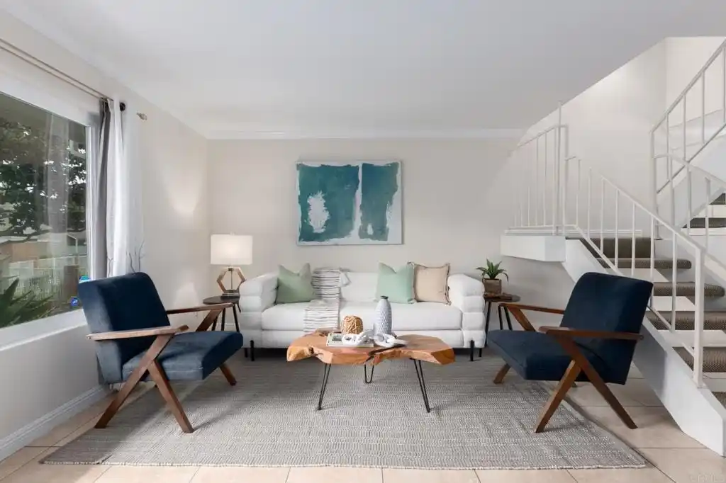 Delightful Townhome in Del Mar Downs