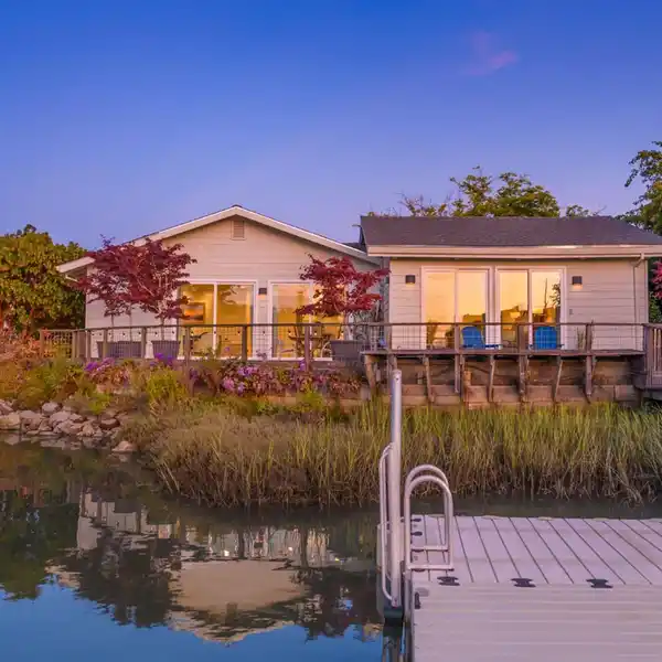 EXCEPTIONAL GREENBRAE WATERFRONT HOME