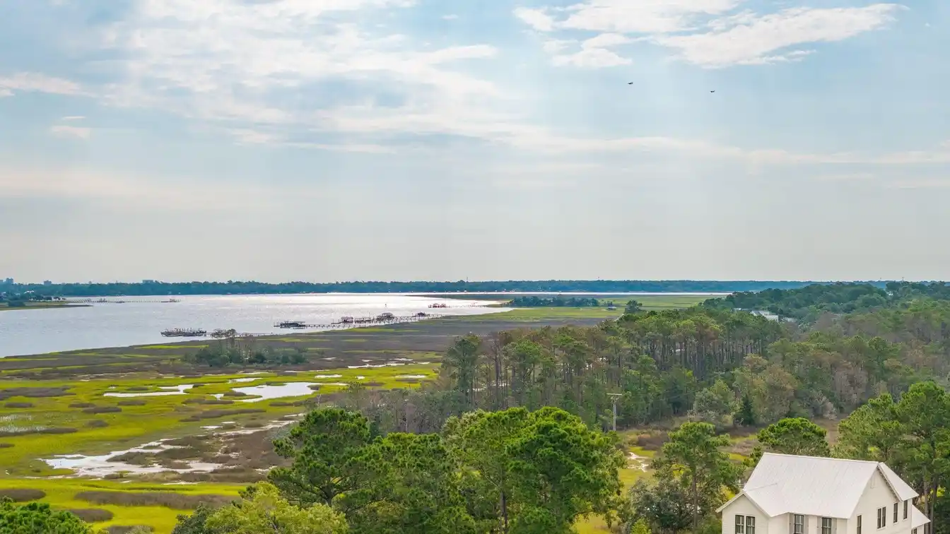 Coastal Retreat on the Stono River in Rushland Plantation