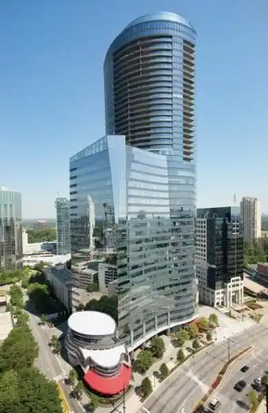 LUXURIOUS CONDO IN SOVEREIGN