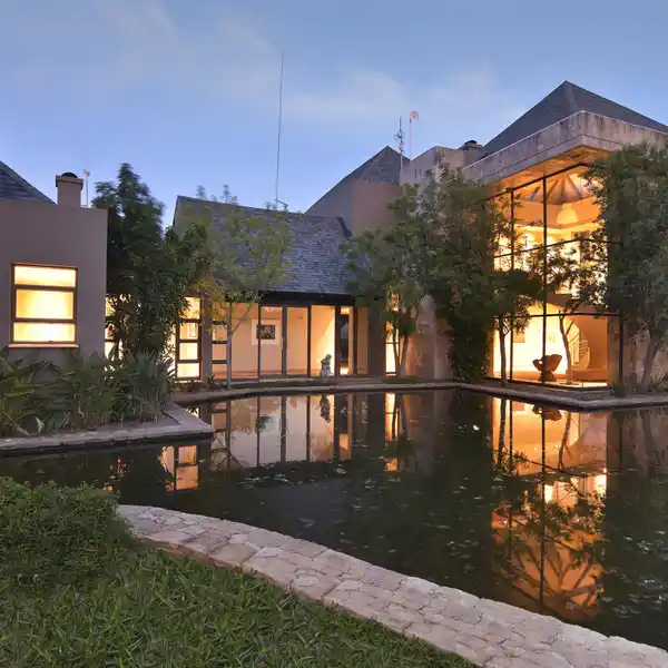 MAGNIFICENT VILLA