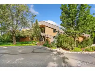 One-Of-A-Kind Home Harmonizing Nature with Innovation